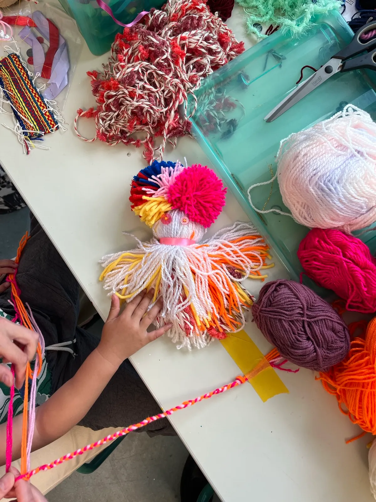 Creating textile monsters with Splitter Splatter repair workshop with Splitter Splatter (Iekeliene Stange) at Reparatie Remise, Amsterdam — photo 1