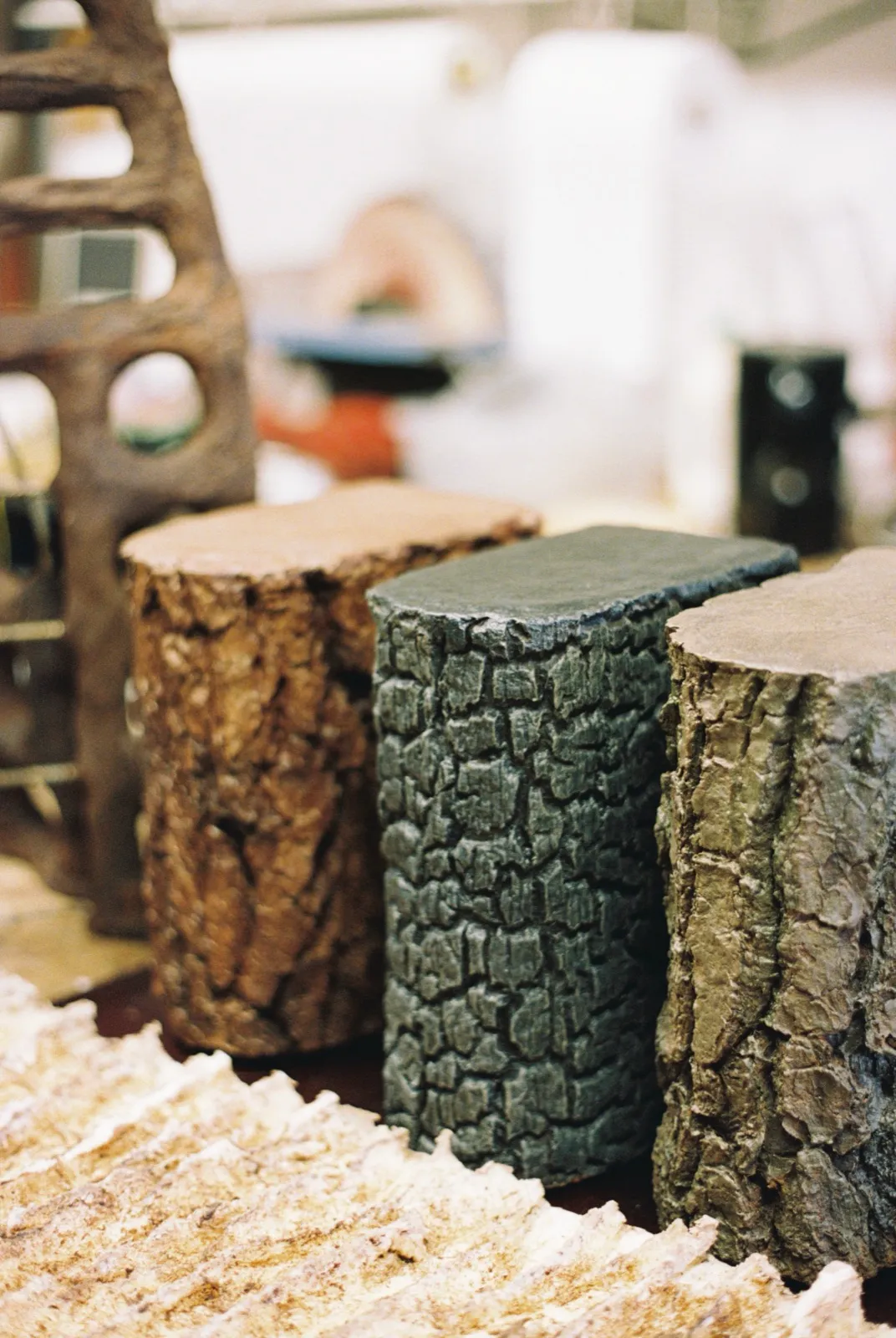Creating compostable clay with Basse Stittgen repair workshop with Basse Stittgen at Reparatie Remise, Amsterdam — photo 4