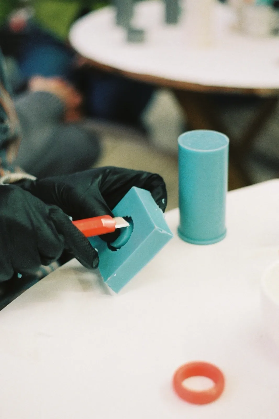 Polymer Playground with Boris de Beijer repair workshop with Boris de Beijer at Reparatie Remise, Amsterdam — photo 3