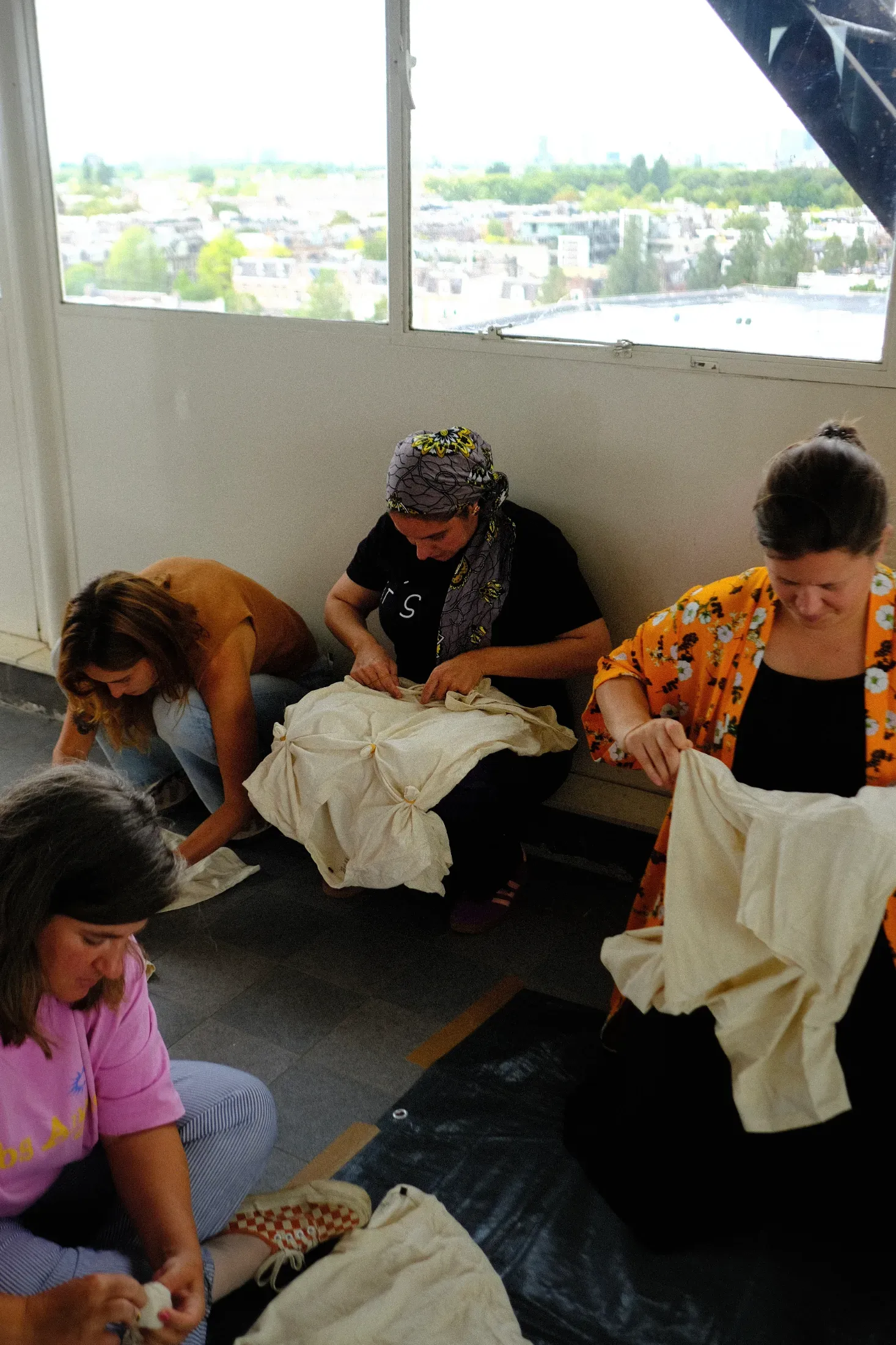 Colouring Textiles with Permanent Clothing repair workshop with Permanent Clothing at Reparatie Remise, Amsterdam — photo 6